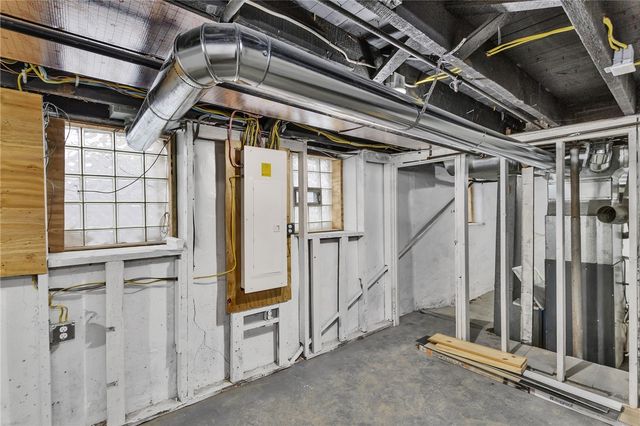 435 Steck, City Of Greensburg, PA 15601