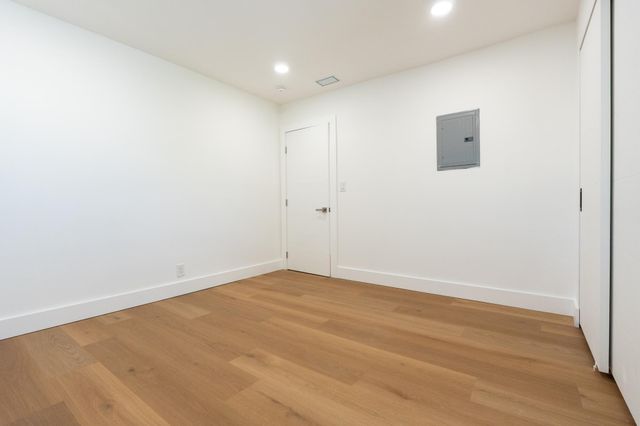 2175 NE 56TH Street 201, Fort Lauderdale, FL 33308