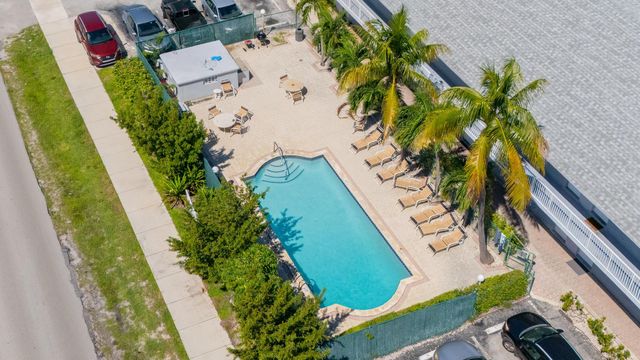 2175 NE 56TH Street 201, Fort Lauderdale, FL 33308