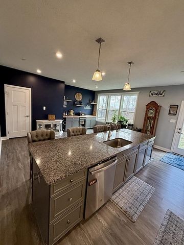 183 Moyer Hill Dr, Cranberry Twp, PA 16066