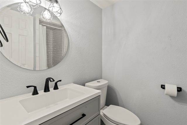 110 Henderson Harbor Circle, Payne Springs, TX 75156