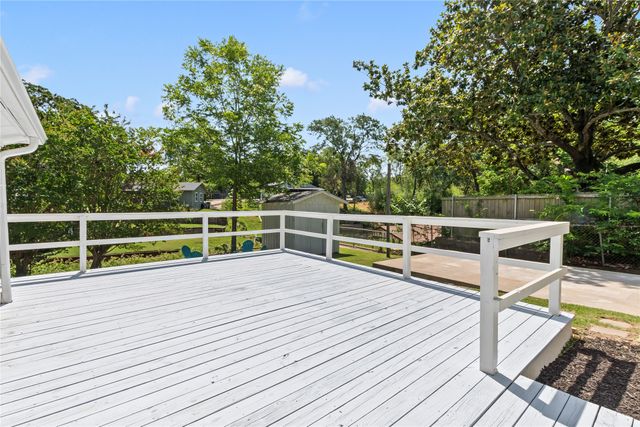 110 Henderson Harbor Circle, Payne Springs, TX 75156