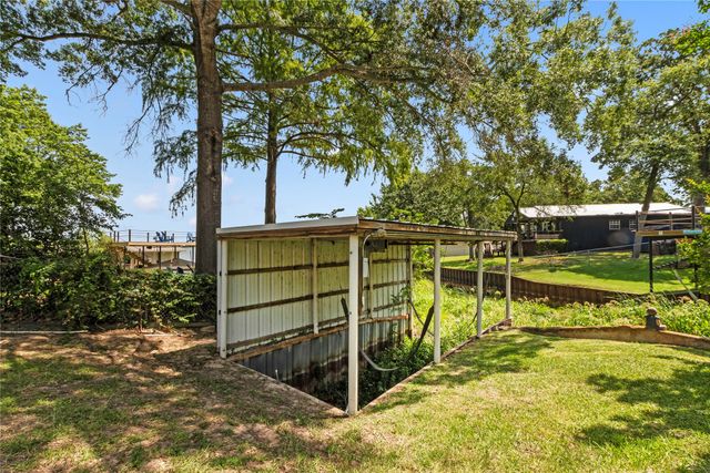 110 Henderson Harbor Circle, Payne Springs, TX 75156