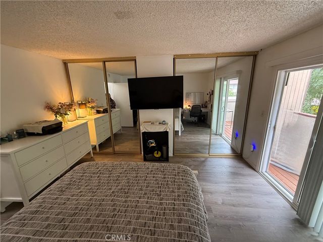 521 S Lyon 85, Santa Ana, CA 92701