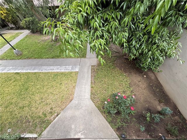521 S Lyon 85, Santa Ana, CA 92701