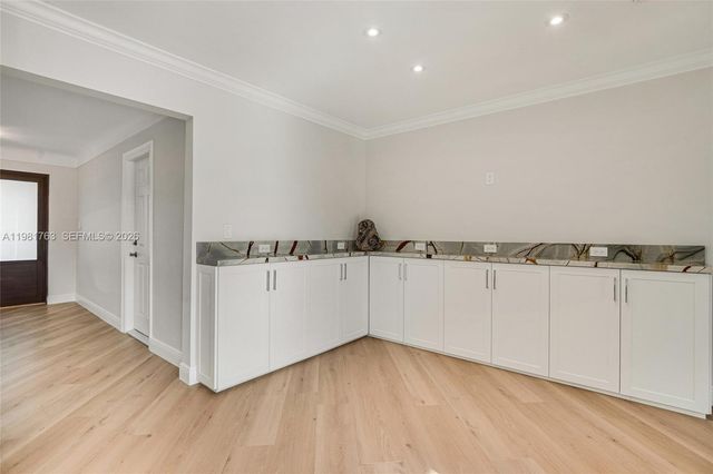 4460 NE 25th Ave, Lighthouse Point, FL 33064