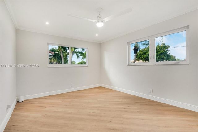 4460 NE 25th Ave, Lighthouse Point, FL 33064