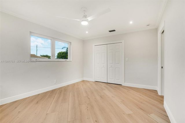 4460 NE 25th Ave, Lighthouse Point, FL 33064