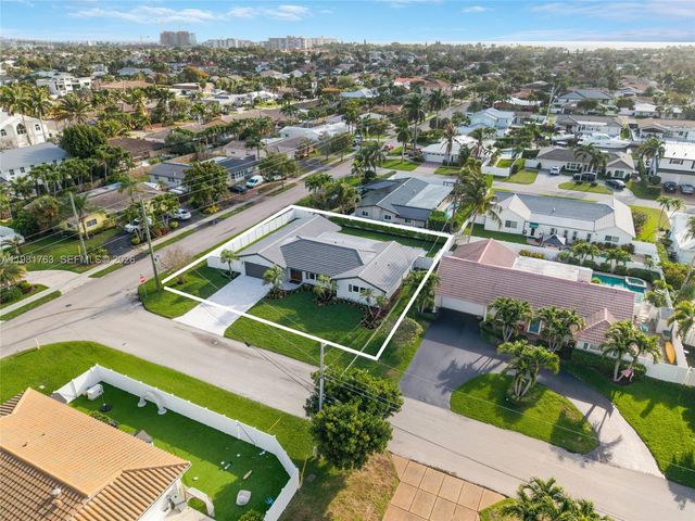 4460 NE 25th Ave, Lighthouse Point, FL 33064