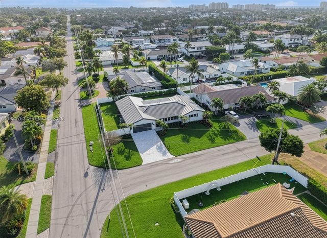 4460 NE 25th Ave, Lighthouse Point, FL 33064