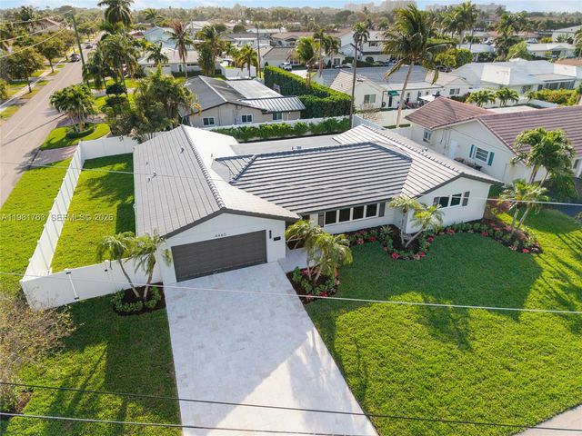 4460 NE 25th Ave, Lighthouse Point, FL 33064
