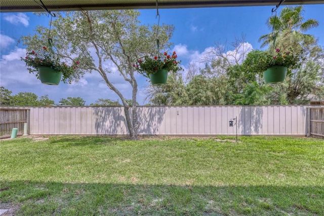 3041 Saint Eustatius Way, Corpus Christi, TX 78418