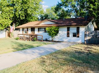 4806 Castle Arms, San Antonio, TX 78218