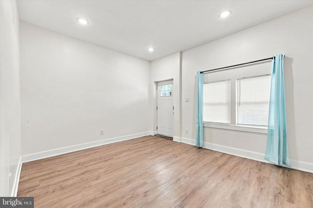 5310 SPRUCE ST, Philadelphia, PA 19139