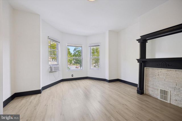 5310 SPRUCE ST, Philadelphia, PA 19139