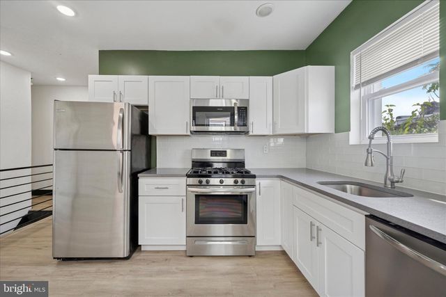 5310 SPRUCE ST, Philadelphia, PA 19139