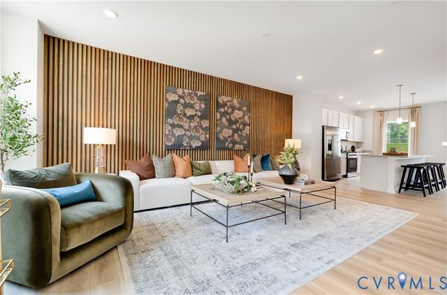 8732 Pioneer Hill Dr, Chesterfield, VA 23832