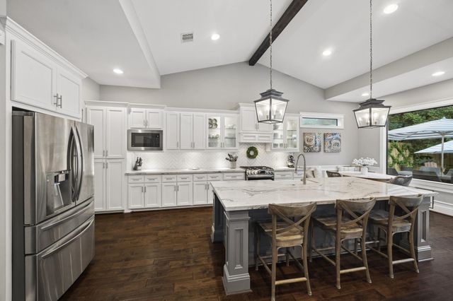 1407 Richelieu Lane, Houston, TX 77018