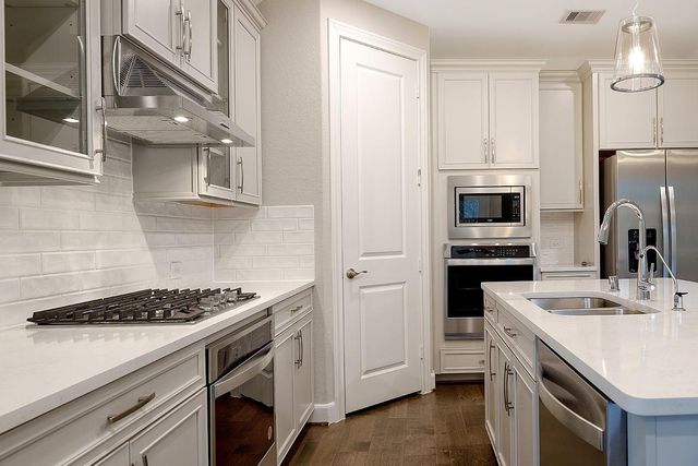 2375 Woodland Prairie Lane, Conroe, TX 77384