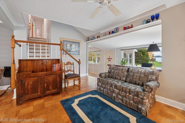 612 Sunrise Park, Genoa Township, MI 48843