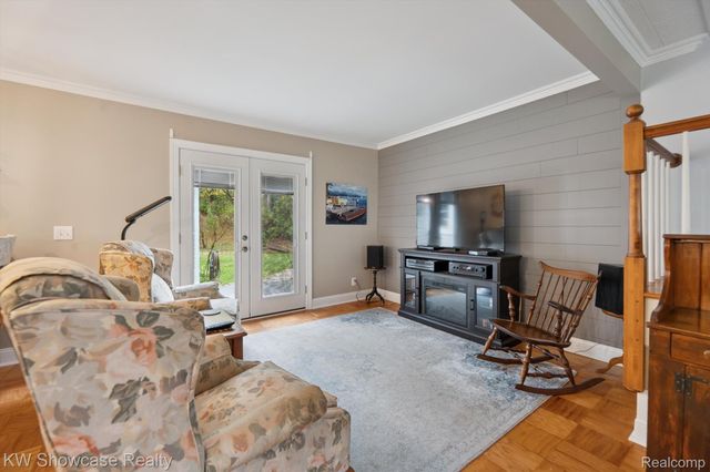 612 Sunrise Park, Genoa Township, MI 48843