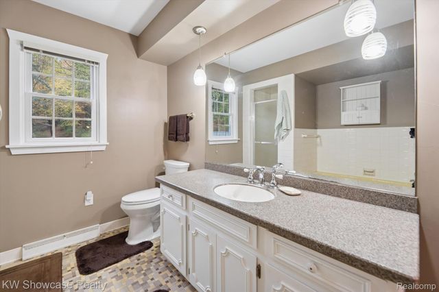 612 Sunrise Park, Genoa Township, MI 48843