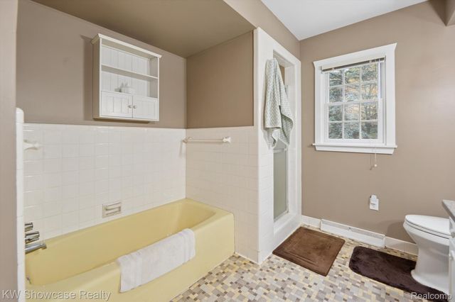 612 Sunrise Park, Genoa Township, MI 48843