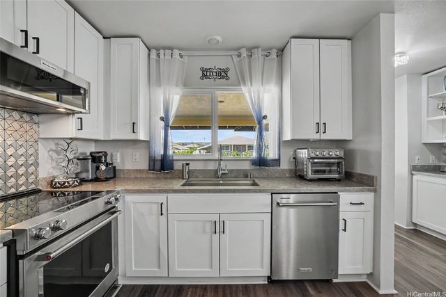 91-1420 Kaahaaha Street, Ewa Beach, HI 96706
