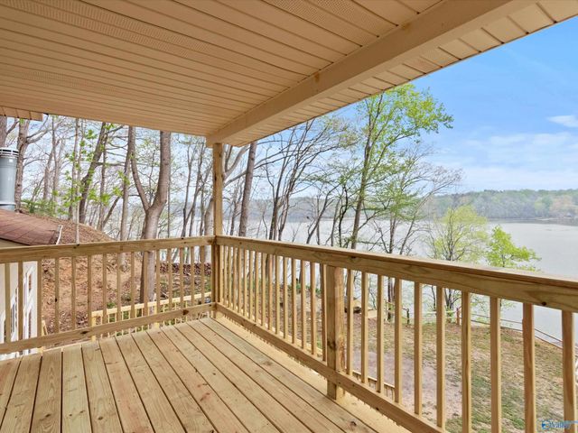 8832 Curtis Road, Athens, AL 35614