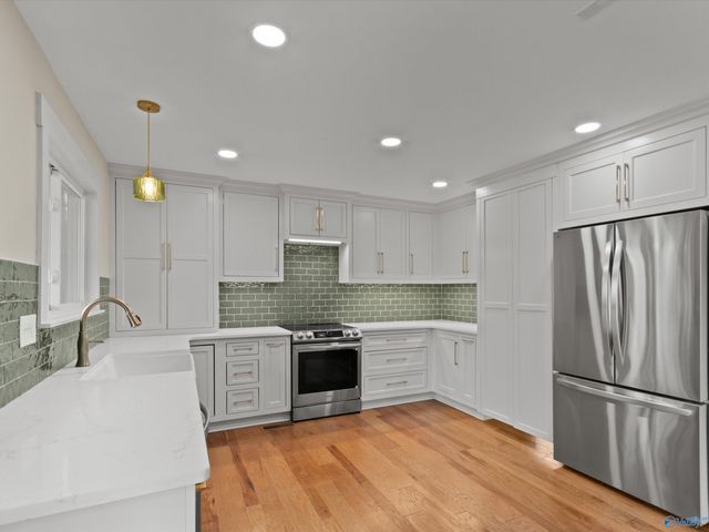 8832 Curtis Road, Athens, AL 35614