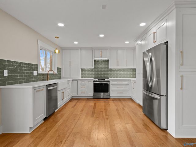 8832 Curtis Road, Athens, AL 35614