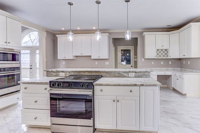 608 ROXBURGH DR, Collierville, TN 38017