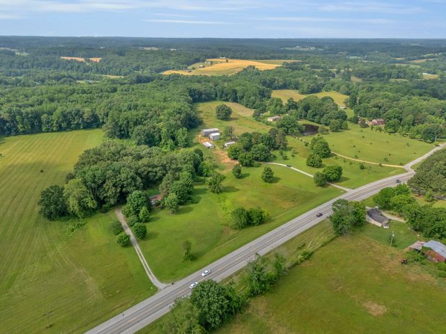 1804 Highway 52, E, Portland, TN 37148