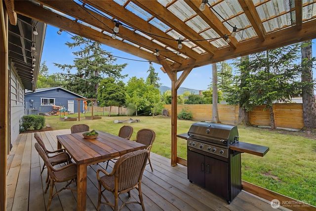 1011 Calkin Place, Sedro Woolley, WA 98284