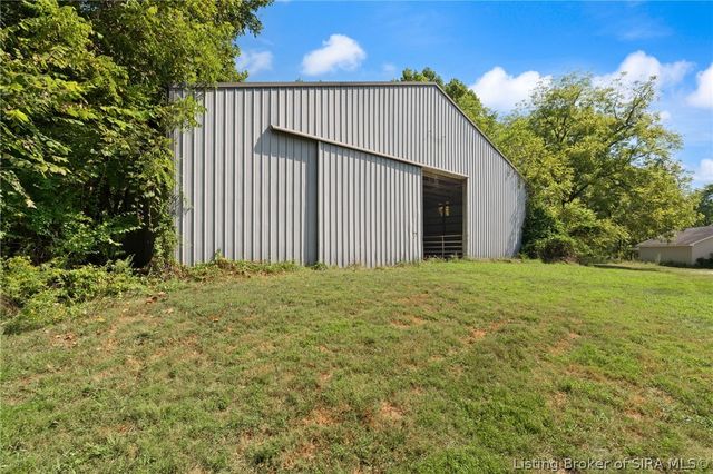 15116 Wilson Switch Road, Borden, IN 47106
