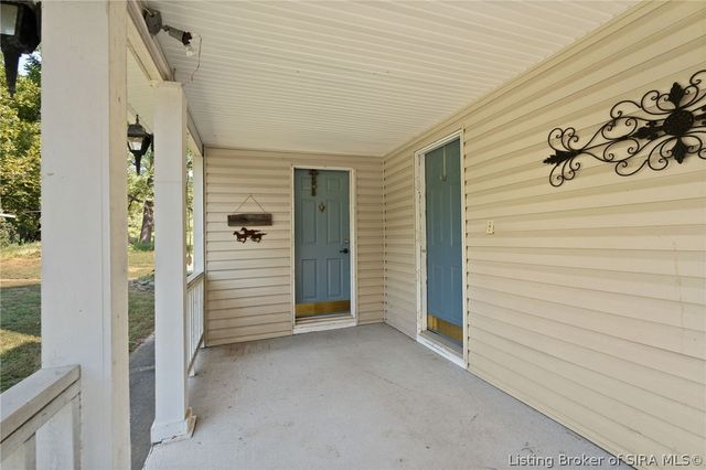 15116 Wilson Switch Road, Borden, IN 47106
