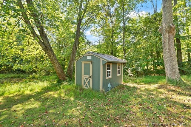 15116 Wilson Switch Road, Borden, IN 47106