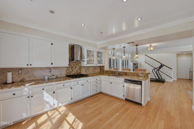 7748 Paso Robles Street, Ventura, CA 93004