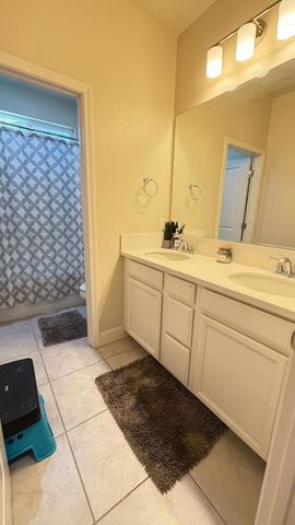 755 Alicante Drive, Hollister, CA 95023