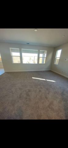 755 Alicante Drive, Hollister, CA 95023