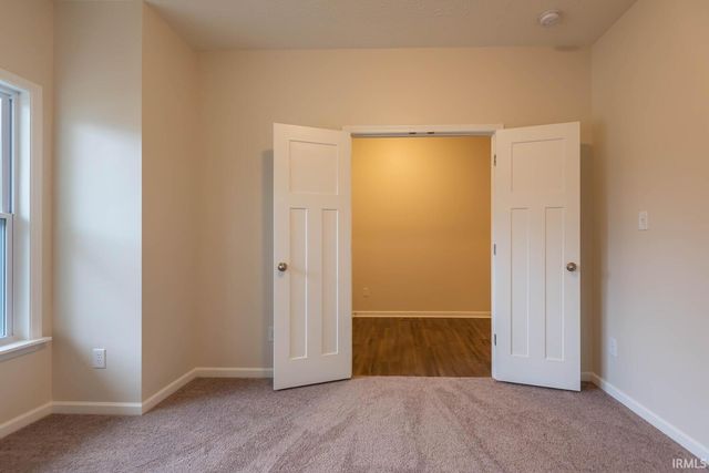 1018 E Rachel Way, Ellettsville, IN 47429