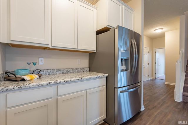 1018 E Rachel Way, Ellettsville, IN 47429