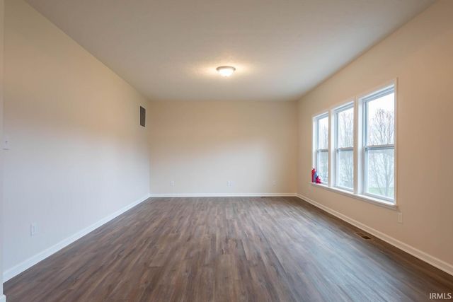 1018 E Rachel Way, Ellettsville, IN 47429
