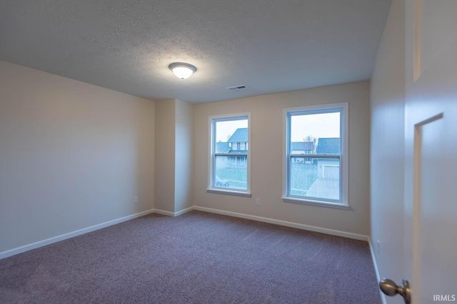 1018 E Rachel Way, Ellettsville, IN 47429