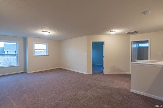1018 E Rachel Way, Ellettsville, IN 47429