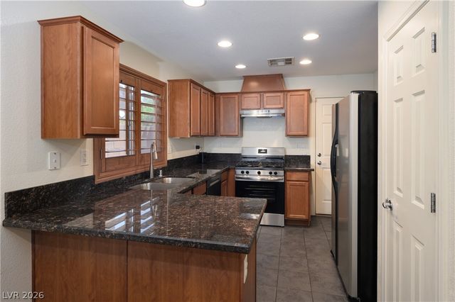 10027 Otterburn Street, Las Vegas, NV 89178