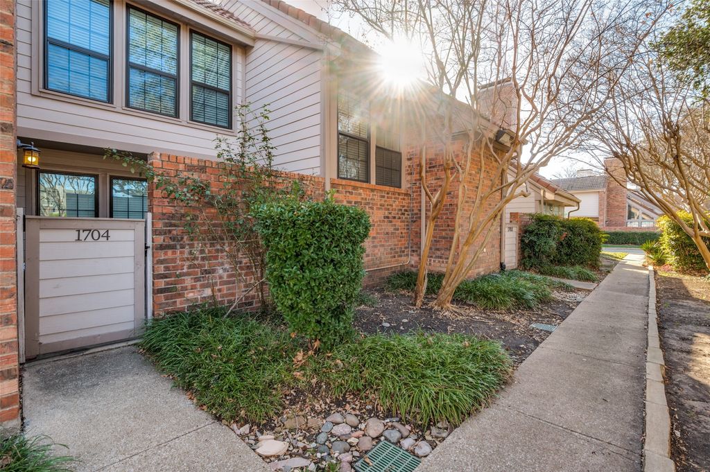 18240 Midway Road 1704, Dallas, TX 75287