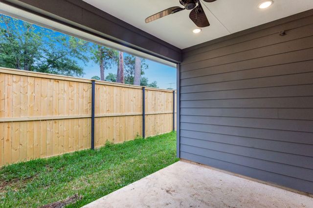 10317 Lake Road Road 2A, Houston, TX 77070