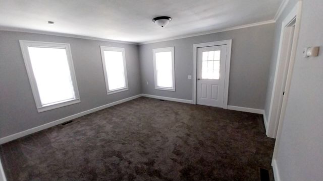240 W Battle Creek Street, Galesburg, MI 49053