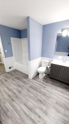 240 W Battle Creek Street, Galesburg, MI 49053